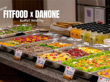 Bữa trưa đầy sắc màu cùng buffet healthy tại văn phòng Danone