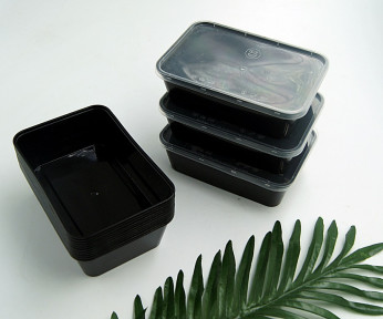 Clean & return the black containers to get a refund of 5,000 VND per 10 clean boxes