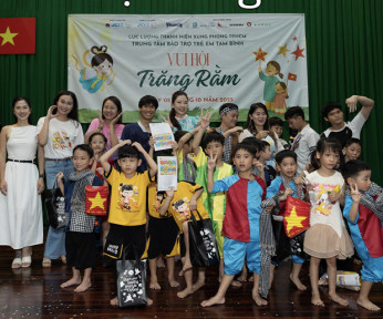 Enjoying the Mid-Autumn Festival with 150 Children at Tam Binh Shelter